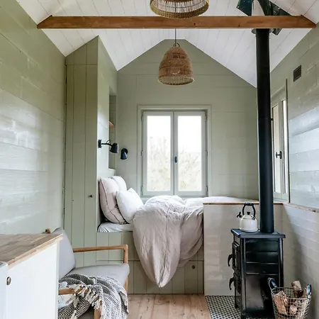 Peaceful Refuge In Burgundy Near Beaune Feriehus