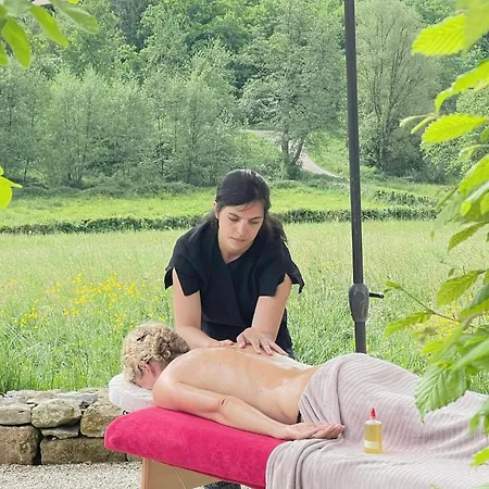 Peaceful Refuge In Burgundy Near Beaune Feriehus