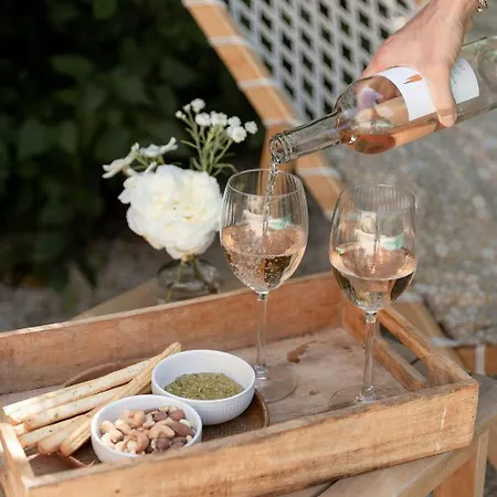 Peaceful Refuge In Burgundy Near Beaune Nyaraló