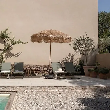 Peaceful Refuge In Burgundy Near Beaune *